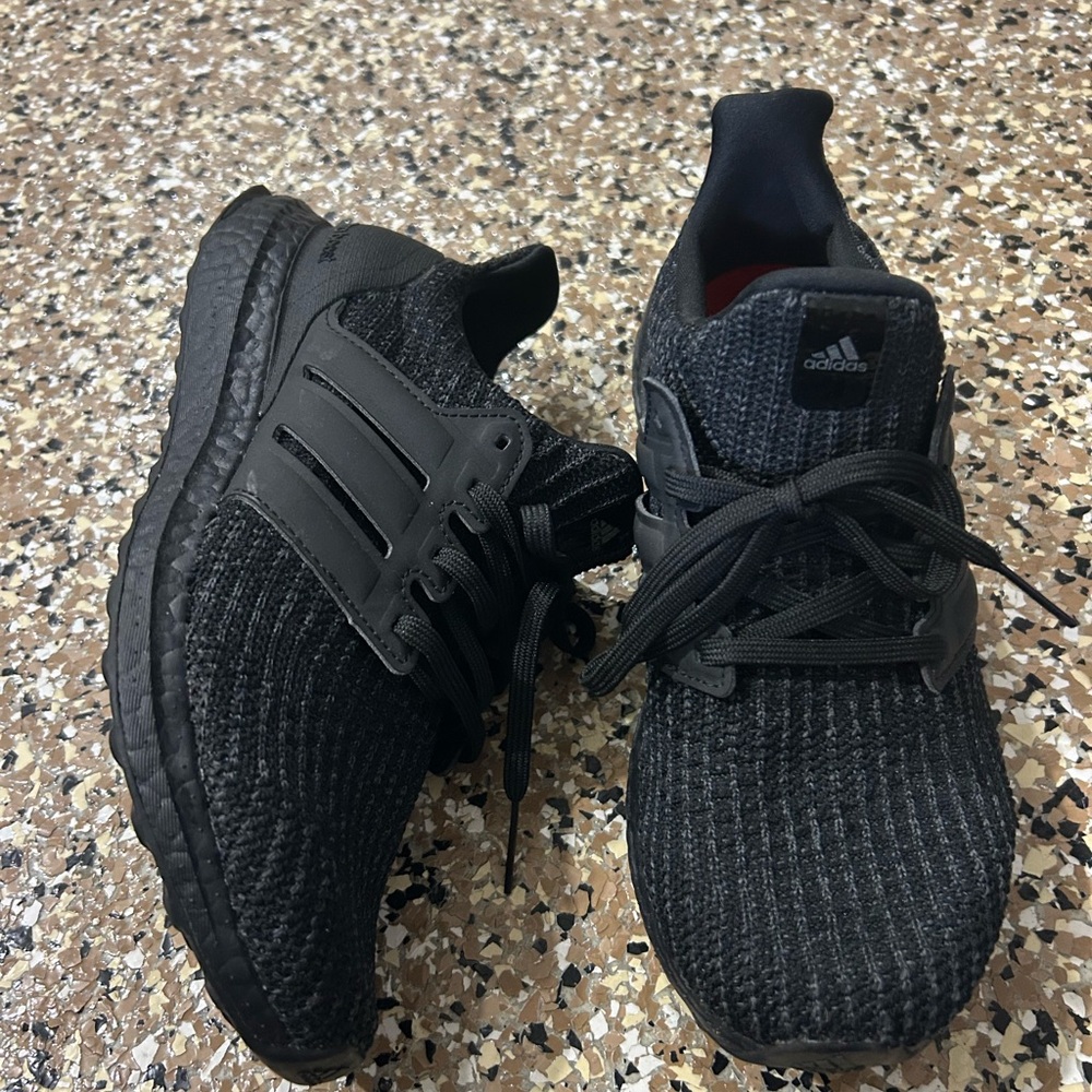 Adidas Ultra Boost Women’s Sneakers Triple Black Size 7
